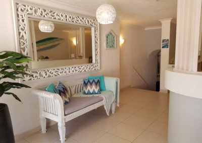 Surfers Chalet Lobby
